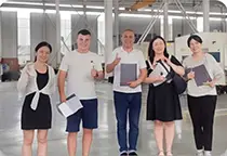 Client visiting the Cennetic factory