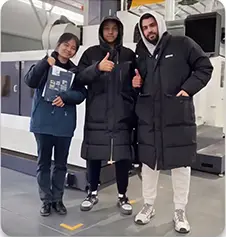 Client visiting the Cennetic factory